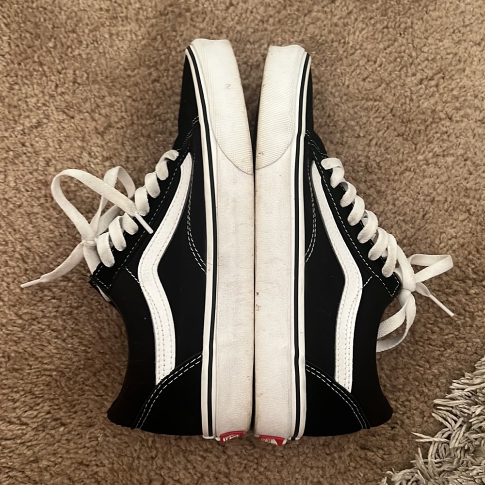 Vans - Picture 3 of 8